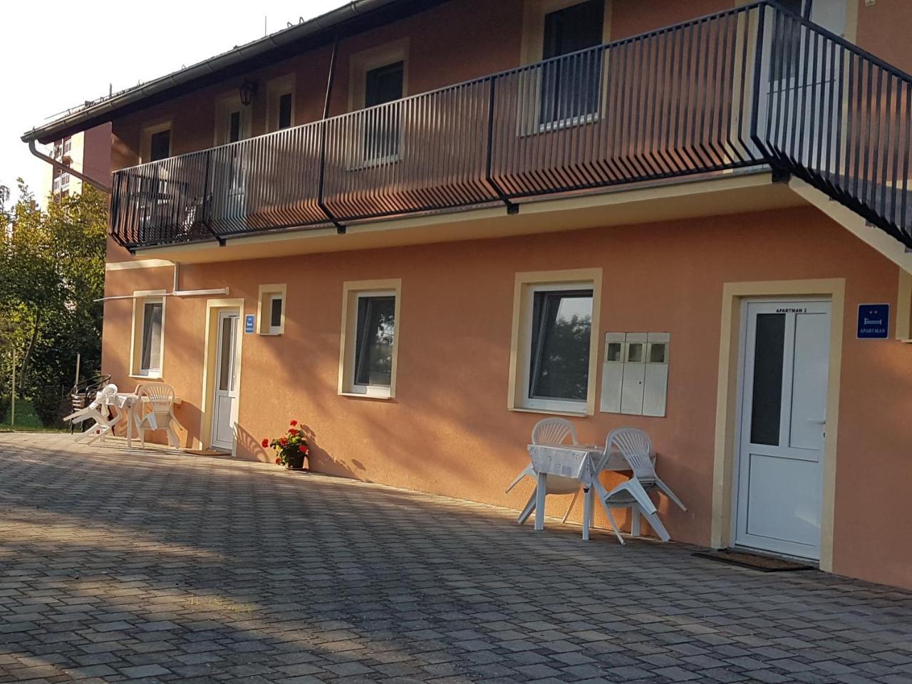 Apartments Martina Osijek Exterior foto